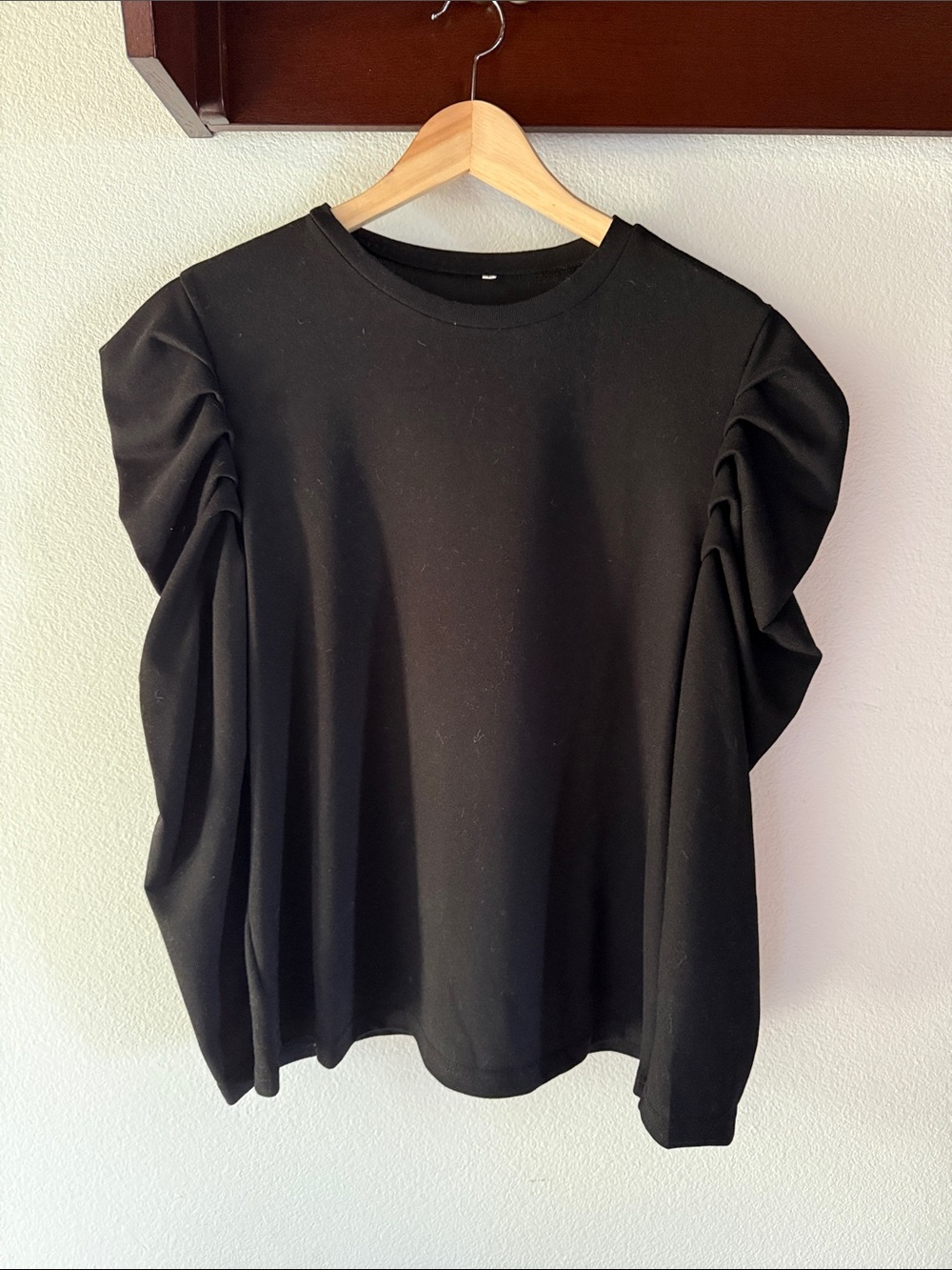 Puff-Sleeve Women's Long Sleeve, Ribbed Top, Black, Size L